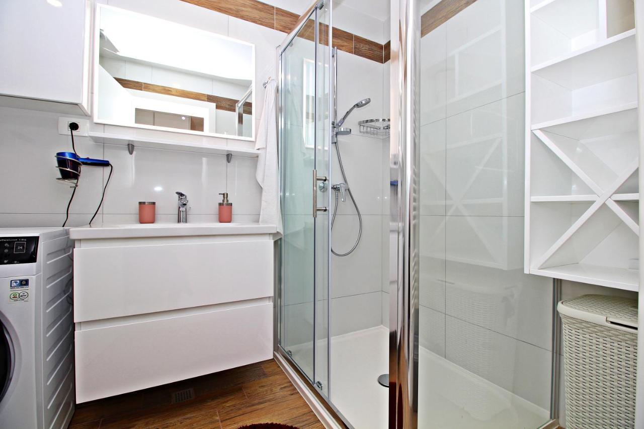 Blue Lagoon Apartments Zadar Ngoại thất bức ảnh
