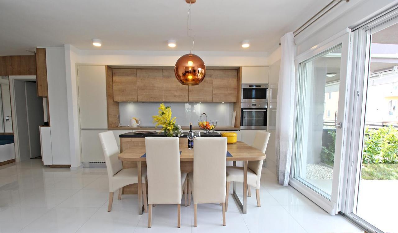 Blue Lagoon Apartments Zadar Ngoại thất bức ảnh