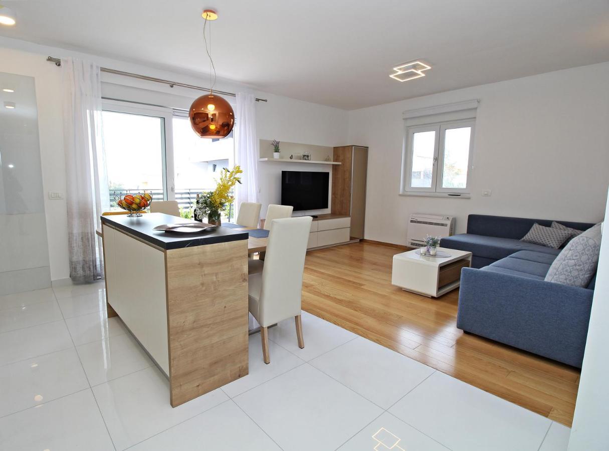 Blue Lagoon Apartments Zadar Ngoại thất bức ảnh
