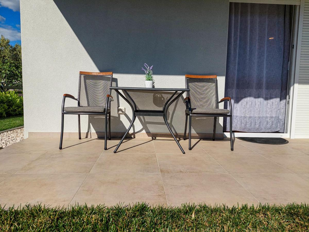 Blue Lagoon Apartments Zadar Ngoại thất bức ảnh