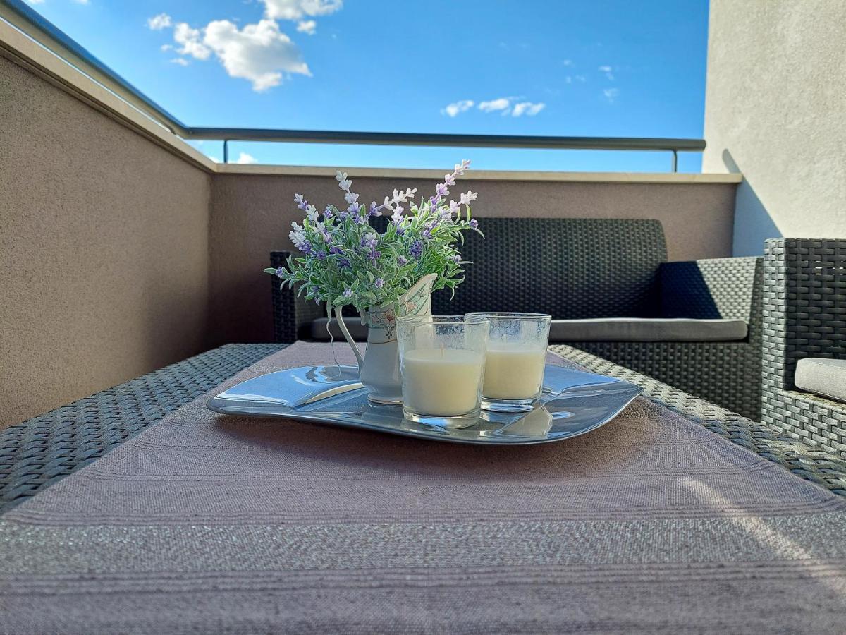 Blue Lagoon Apartments Zadar Ngoại thất bức ảnh